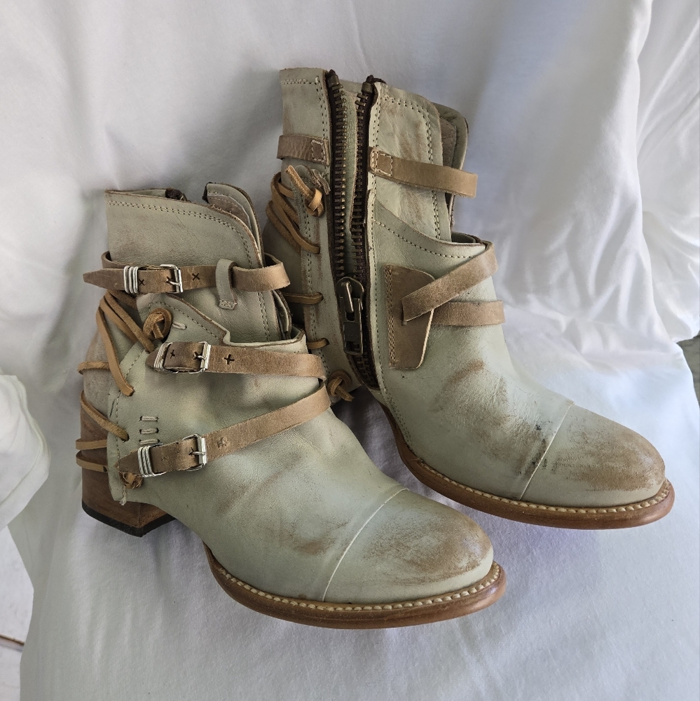 Free Bird Crue Strap Boots Leather Distressed Women's 8